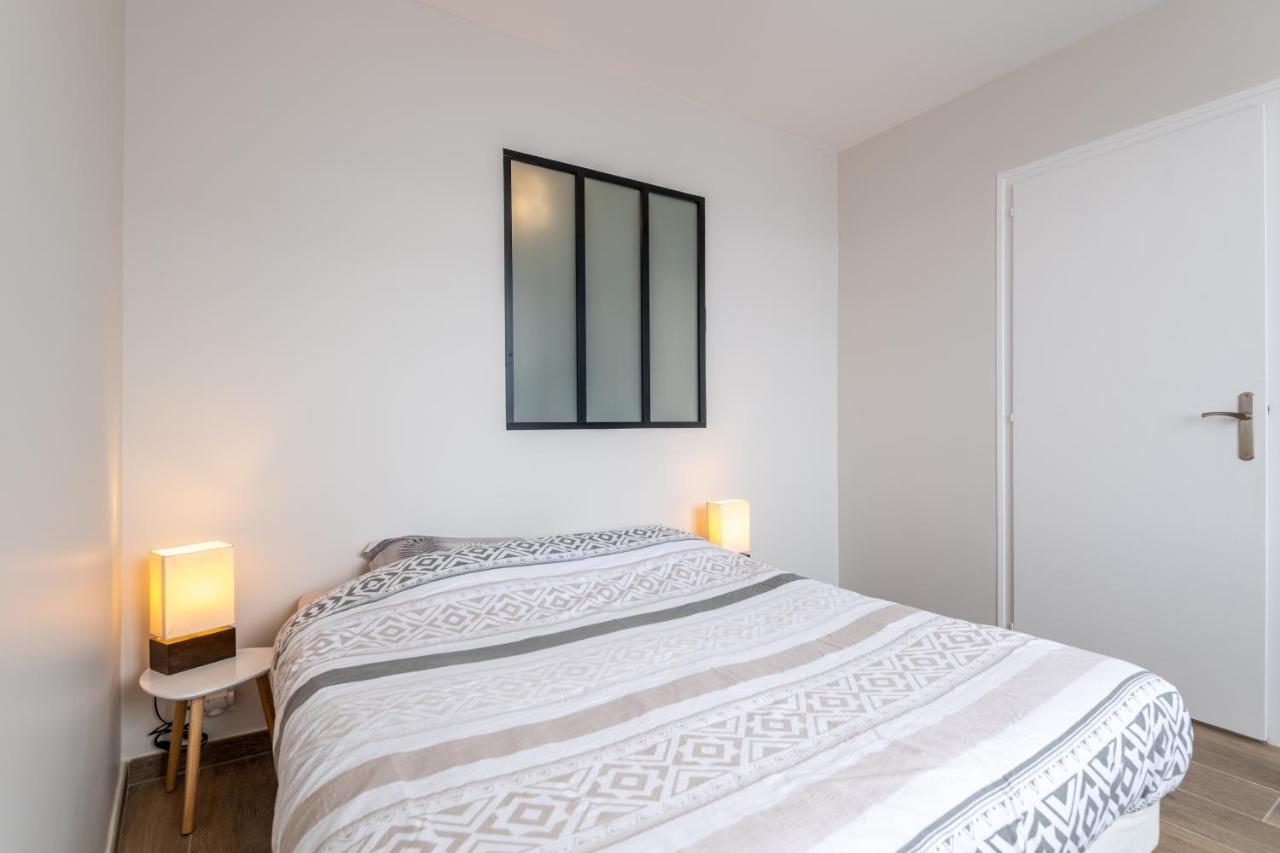 Appartement Lumineux Au Centre Du Village Saint-Felix  Экстерьер фото