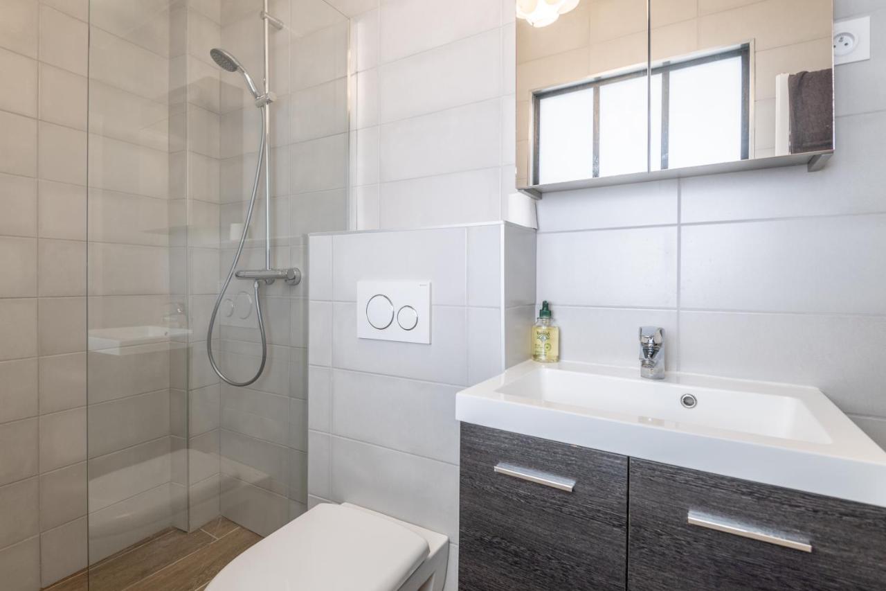 Appartement Lumineux Au Centre Du Village Saint-Felix  Экстерьер фото