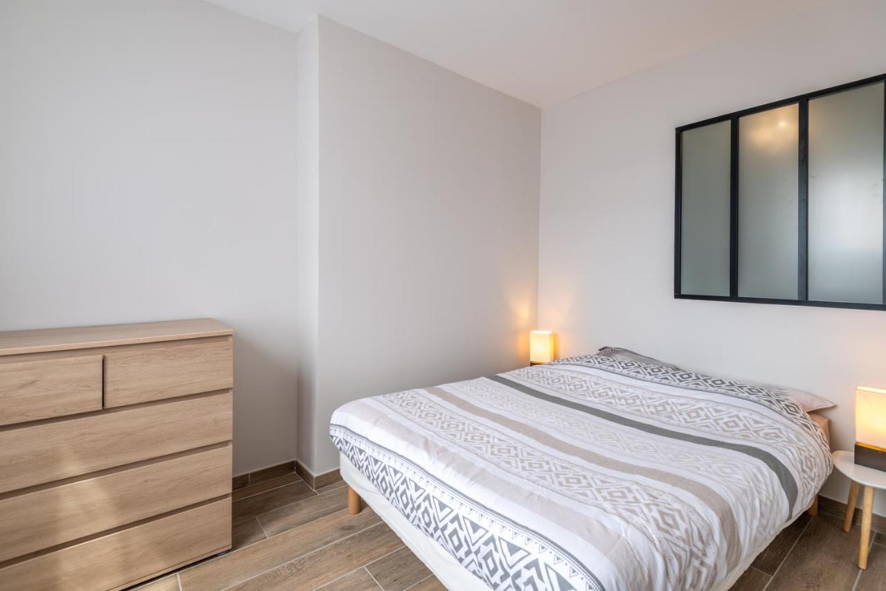 Appartement Lumineux Au Centre Du Village Saint-Felix  Экстерьер фото